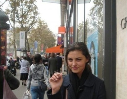 392525_1 - Phoebe Tonkin