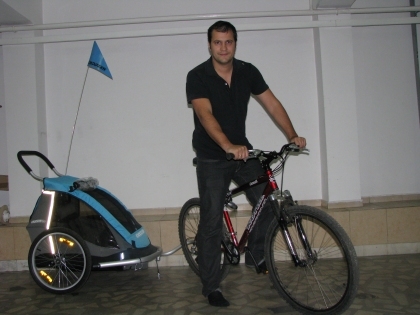 serban-huidu-pe-bicicleta