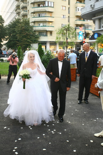 Diana la nunta - Diana Dumitrescu poze nunta cu Ion Ducu