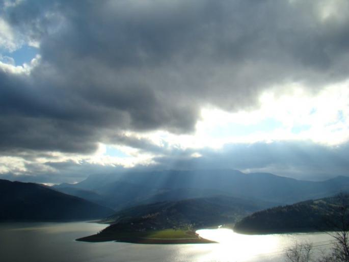 DSC03133 - 13 aprilie - Ceahlau-lacul Bicaz-Cheile Bicazului-lacul Rosu