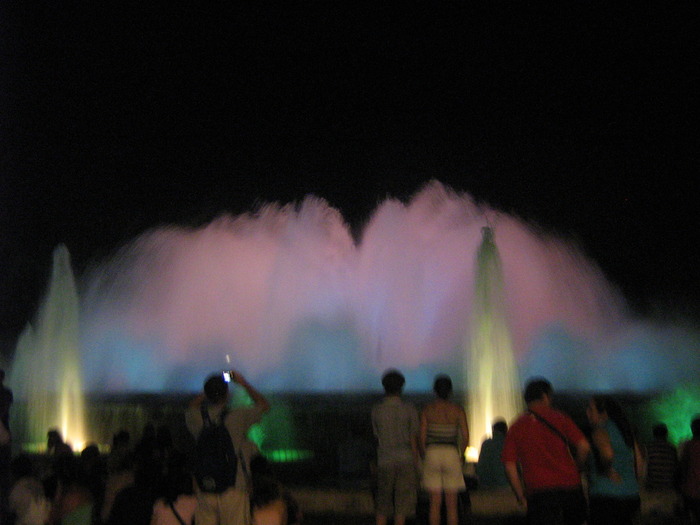 80 Barcelona Magic Fountain