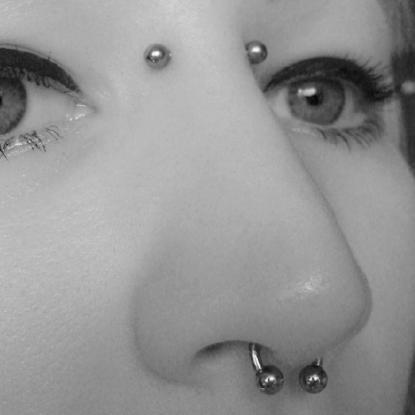 7 - Club piercing-uri