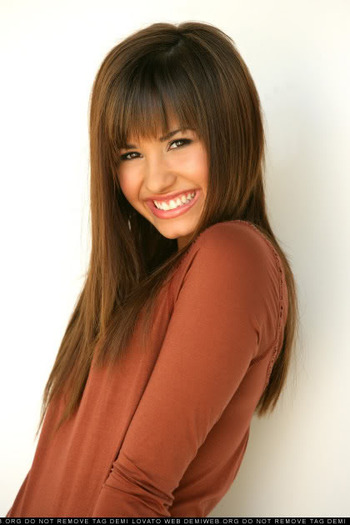 31 - 0-Demi Lovato-0