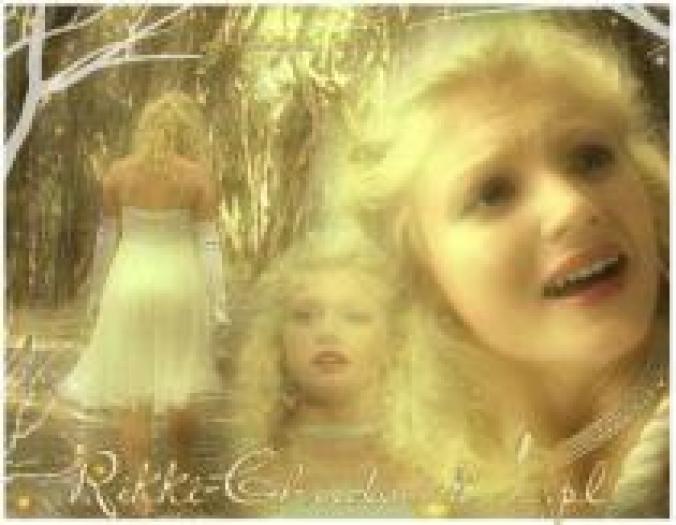 ADDVSBGXRNCPDKKCJYD - rikki din h2o cea mai tare