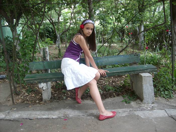 SANY1587 - Eu si cea mai buna prietena a mea - Victoria Andreea