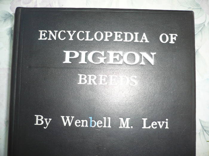 e10 - 8-Enciclopedie cu peste 300 rase de porumbei