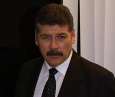 SQHHWCTJNXAPKKLMRFR - Fara  sani  nu  exista  paradis