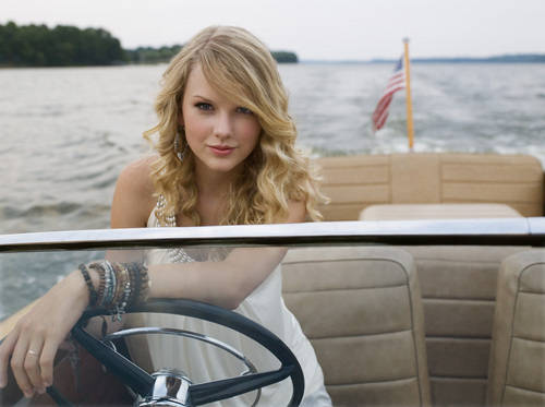 Taylor+Swift