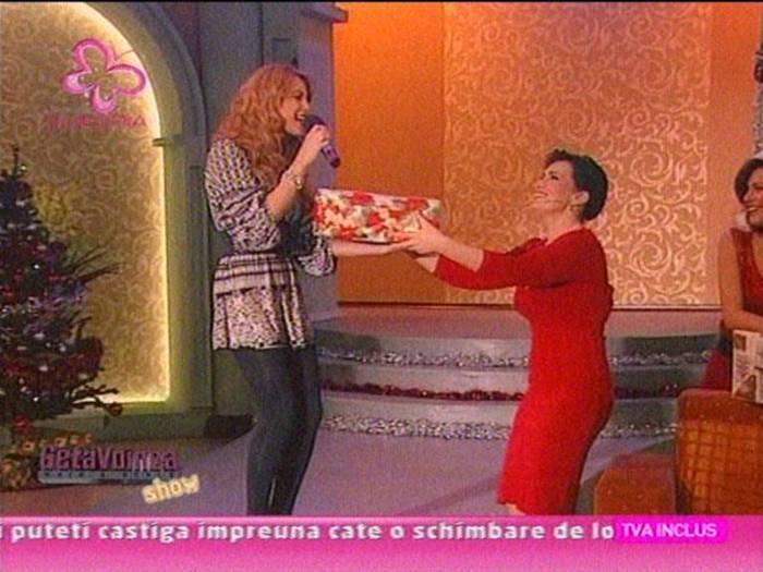 UTWDWDRTUMZNSEHWHWI - Elena Gheorghe