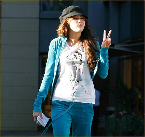 63 - poze miley cyrus