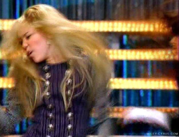 miley-cyrus_com-hannahmontana-season2promo2-180