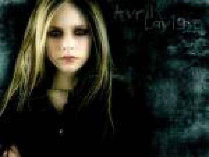 FZMLQPCYJDZJNNUSQMG - Avril Lavigne