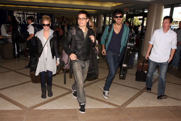 Tisdale+s+happy+faces+BTNIiwGv1otl