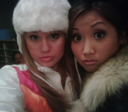 30hr5le - Brenda Song