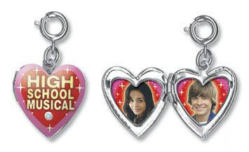 hsm_heart_charm