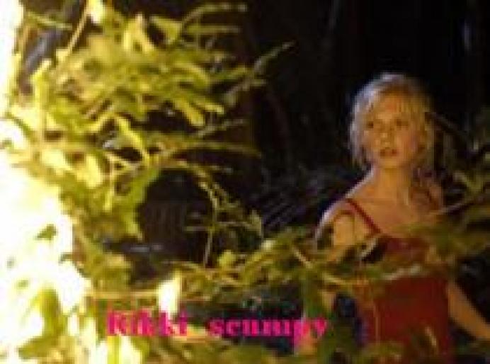 BWWYTRSTFEWREDUIIMZ - rikki