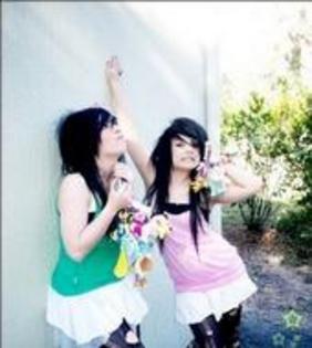 m_d48351edfd9dd88ec0106b7e238fc429 - brokelle bones