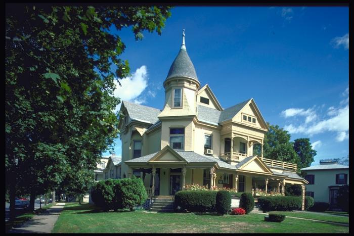 320062 - Victorian houses