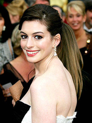 anne_hathaway5 - Anne Hathaway