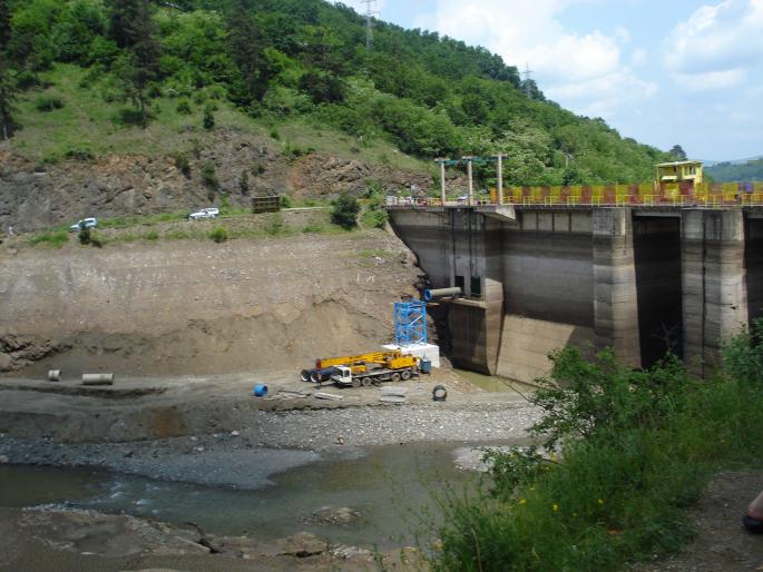 DSC00892 - barajul tarnita fara apa