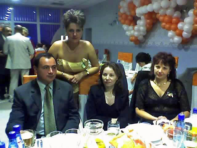 24-09-06_0135_edited - 2006 mot Edi nunta Vega