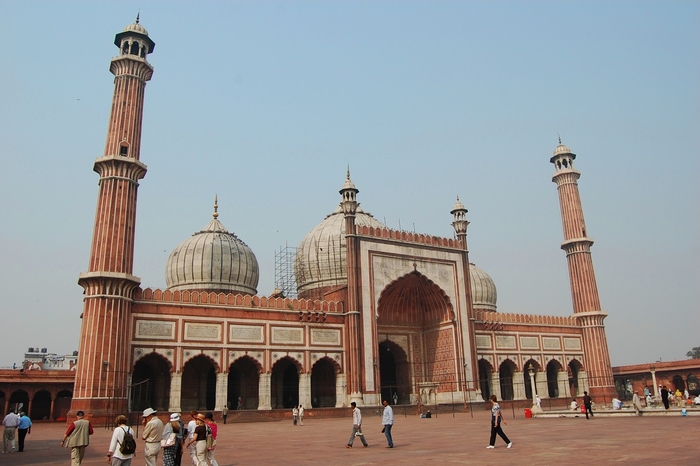 Jama Mosque in New Delhi - India - Islamic Architecture Around the World