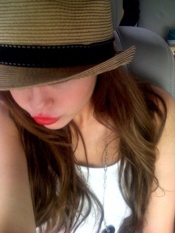 82 - multe poze miley