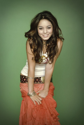 1 - Vanessa Hudgens Sedinta foto