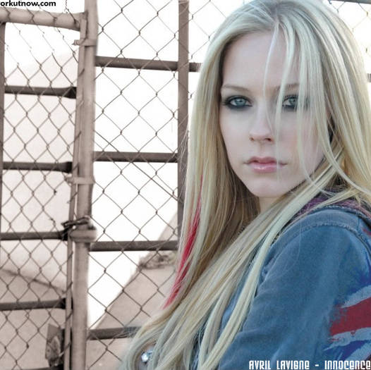 avri-lavigne_innocence - Avril Lavigne