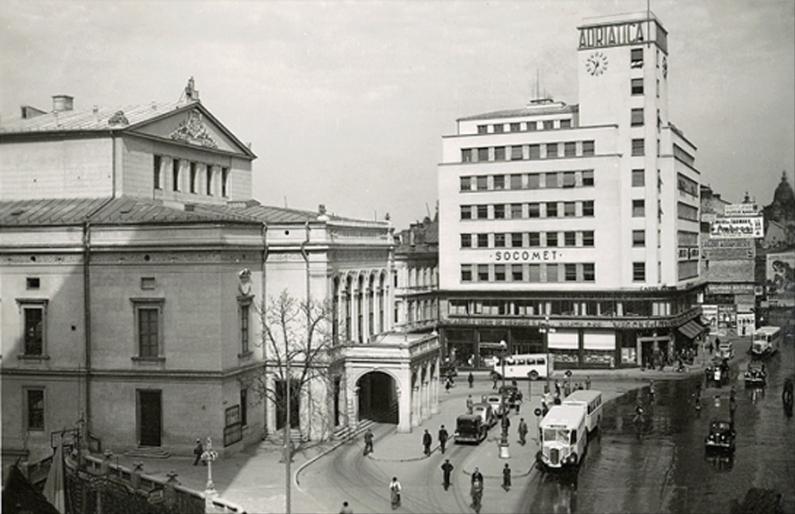 25. P-ta Teatrului - Calea Victoriei