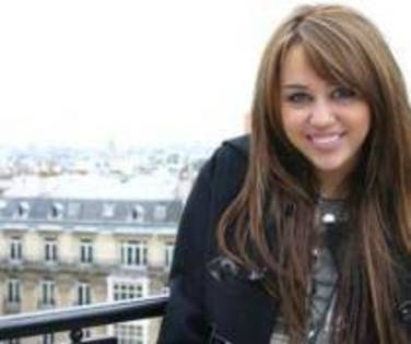 miley in londra - Toate AvAtAreLe mele de pe calculator