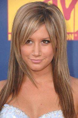 Ashley-Tisdale-1229341682 - Poze cu Ashley Tisdale