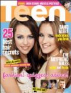 d6611f0eb934c306 - Miley Cyrus and Emily Osment