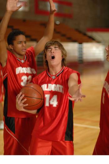 zac_efron_high_school_musical_12