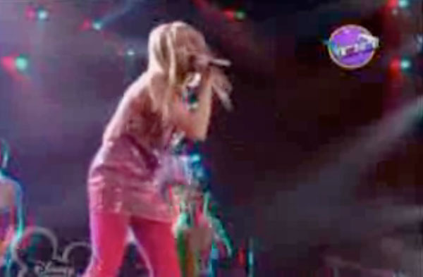 hannah_montana_concert_3d