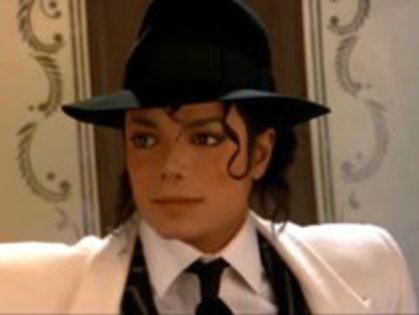 QAUYBTNPWWOQBMUCTLW - michael jackson