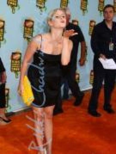 YMKQNRIZCTANCCZFHHZ[1] - Cariba Heine