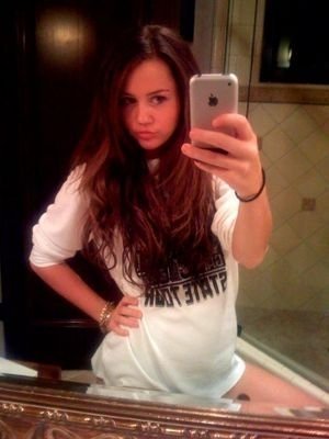 127 - multe poze miley