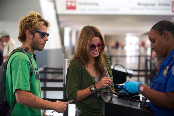 Nikki_Reed_1250879542_1 - Nikki Reed