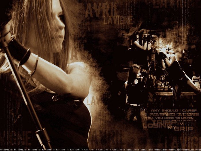 MVZKNVZRGLIEFKQBMFM - Avril