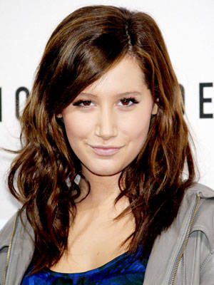 Ashley_Tisdale%2BOct_26_2008 - ashley tisdale