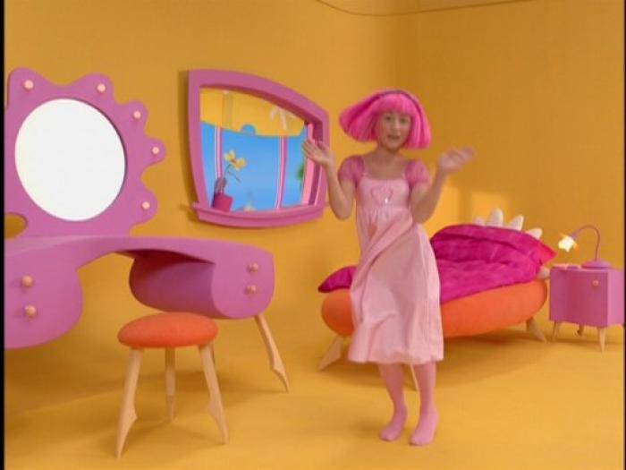 WYXLIKRLJXODBKVYFJC - Stefania Lazy Town