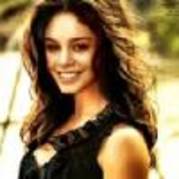 9JJ0wv852575-01 - idul lui ashley tisdale