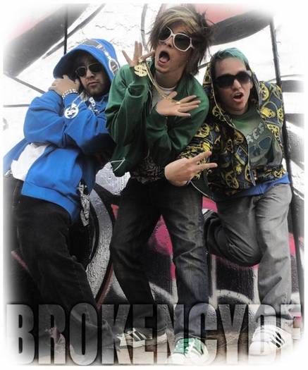 Artist-9776954-BC - Brokencyde