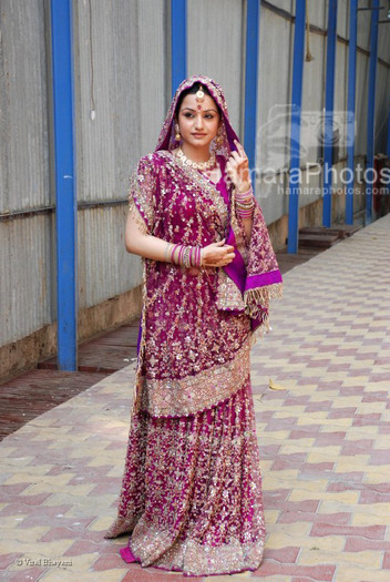 Muskaan Mehani at the location of Dahej Serial on 9X on March 13th 2008(8) - SAREE POZE NOI