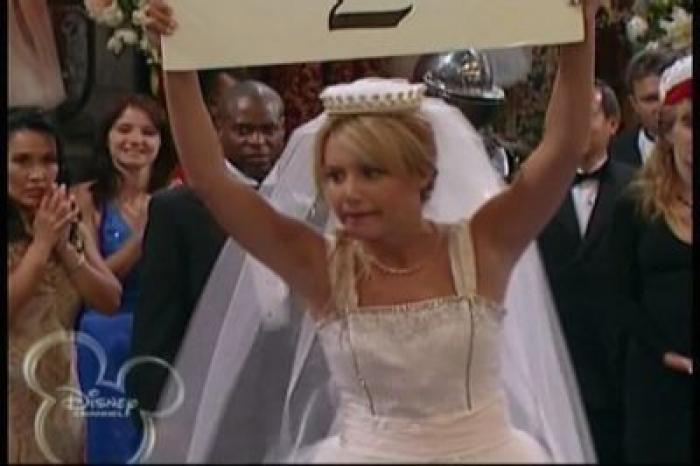 normal_279 - ashley tisdale