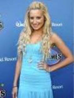 RMAAWXXGJQBZRLJEYDU - Ashley