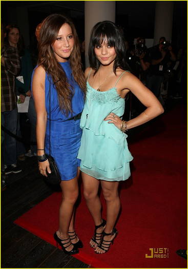 1 - Vanessa and Ashley
