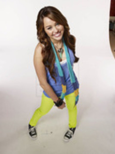  - Miley photoshoot04