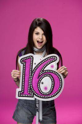 16 - Selena Gomez